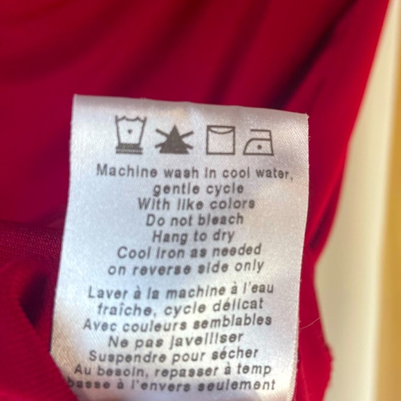 Itm 0037 Studio swooped neck top size LG - Picture 7 of 8